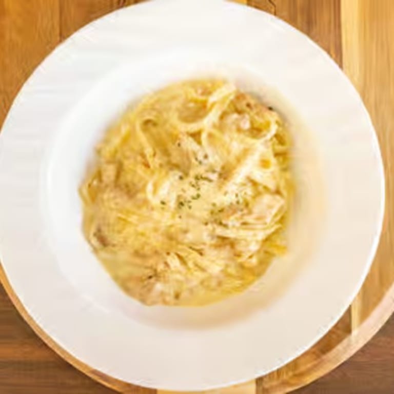Delicious Fettuccine Alfredo and More Italian Classics
