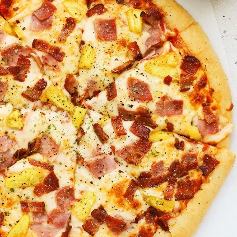 Delicious Hawaiian Pizza
