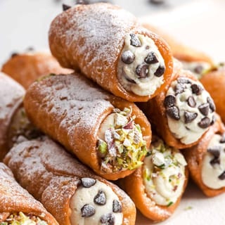 Cannoli's