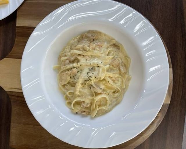 Chicken Fettuccine Alfredo.